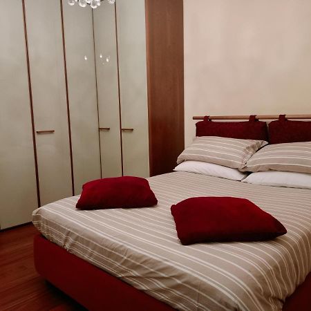 A Casa Di Nina Appartement Aosta Buitenkant foto